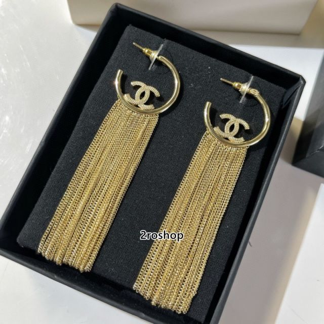 CHANEL 피어싱