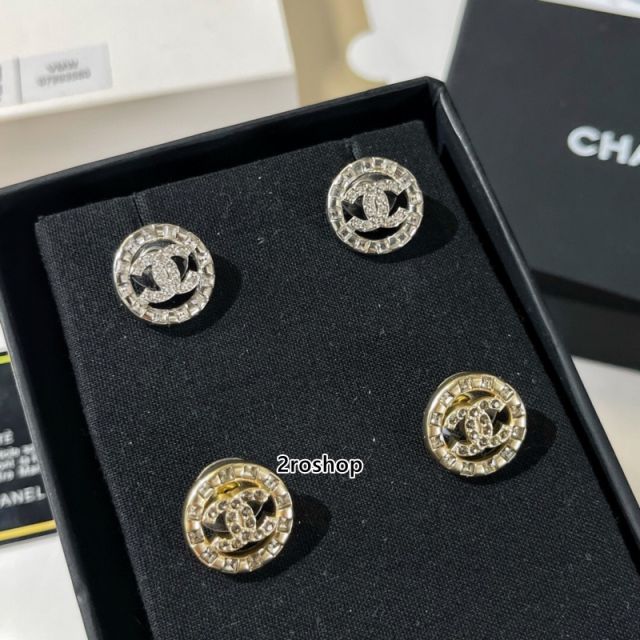 CHANEL 피어싱