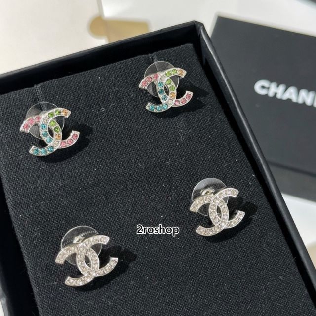 CHANEL 피어싱