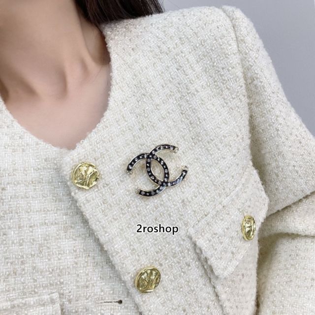 CHANE 브로치