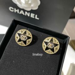 CHANEL 피어싱