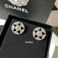 CHANEL 피어싱