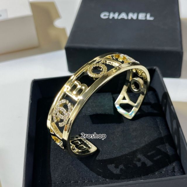 CHANEL 팔찌