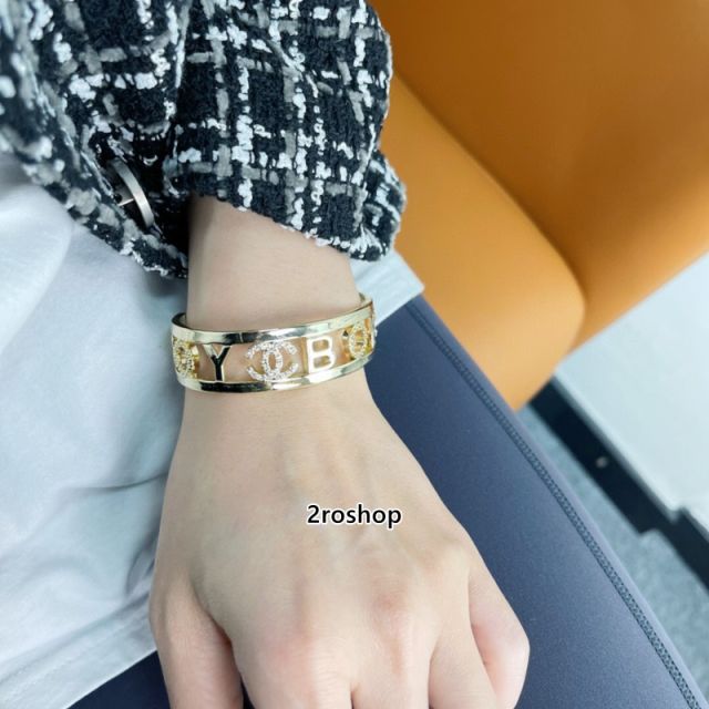 CHANEL 팔찌