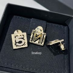CHANEL 브로치