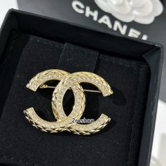 CHANEL 브로치