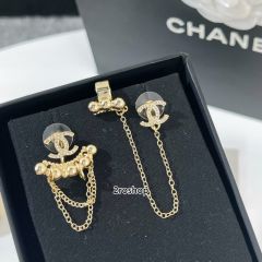CHANEL 피어싱
