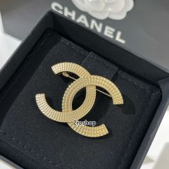 CHANEL 브로치