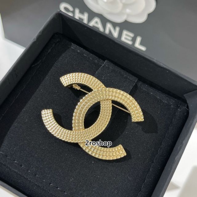CHANEL 브로치