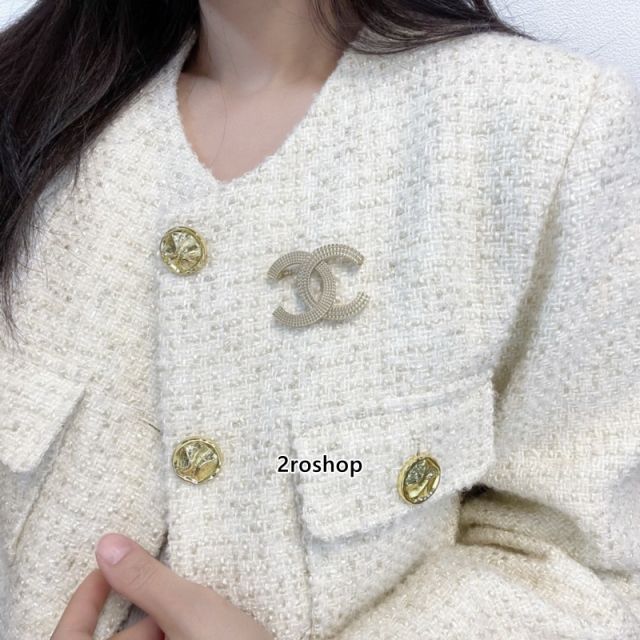 CHANEL 브로치