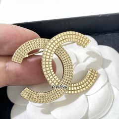 CHANEL 브로치