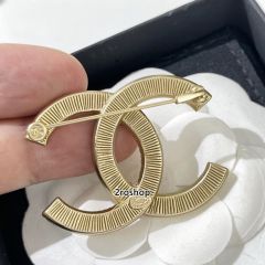CHANEL 브로치