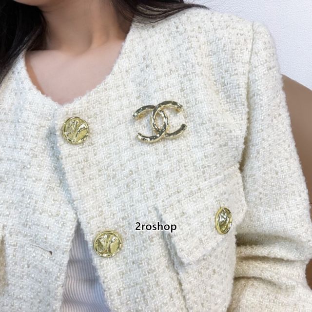 CHANEL 브로치
