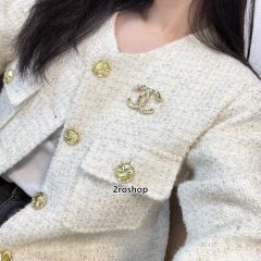 CHANEL 브로치