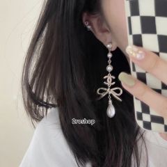 CHANEL 피어싱