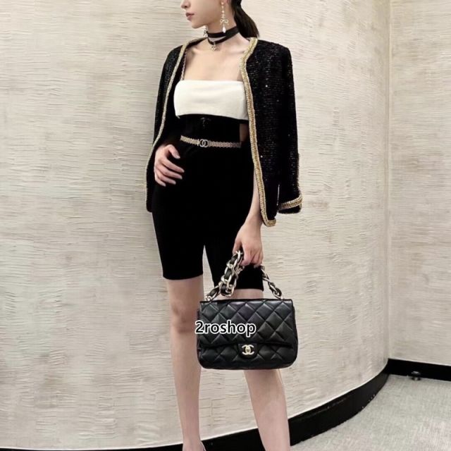 CHANEL 피어싱