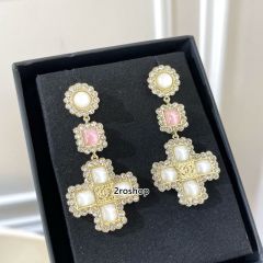 CHANEL 피어싱