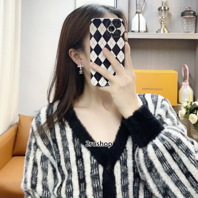 CHANEL 피어싱