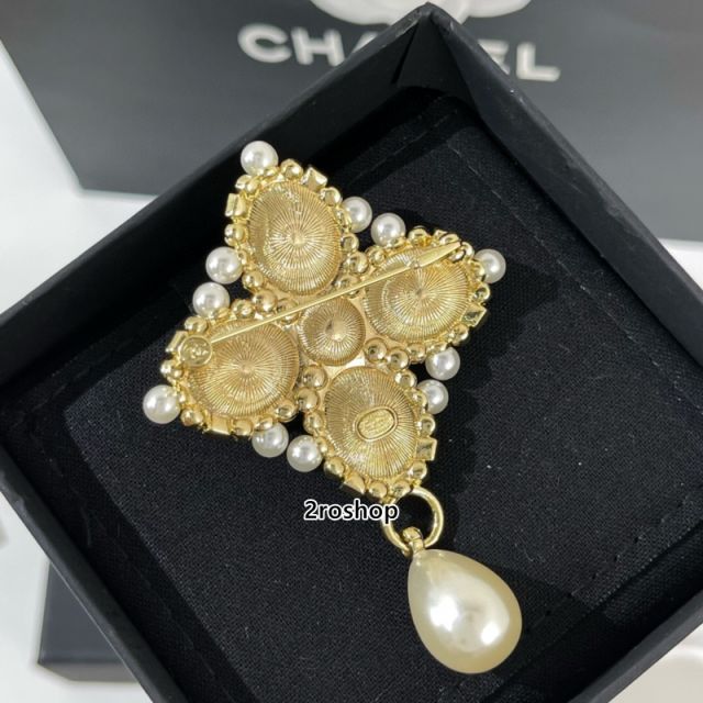 CHANEL 브로치