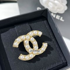 CHANEL 브로치