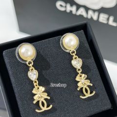 CHANEL 피어싱