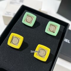CHANEL 피어싱