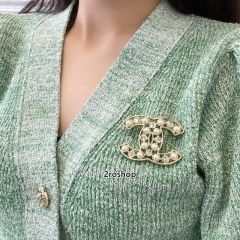 CHANEL 브로치