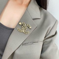 CHANEL 브로치