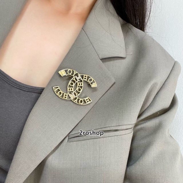 CHANEL 브로치