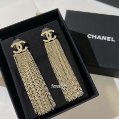 CHANEL 피어싱