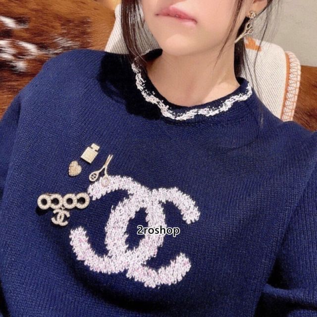 CHANEL 브로치
