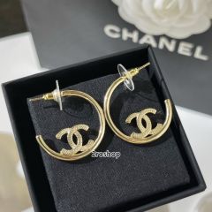 CHANEL 피어싱