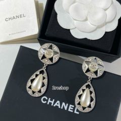 CHANEL 피어싱