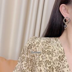 CHANEL 피어싱