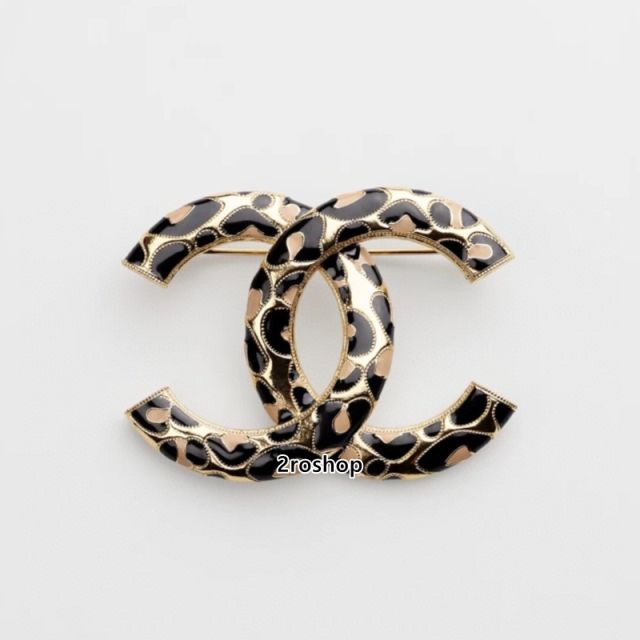 CHANEL 브로치