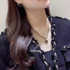 CHANEL 피어싱