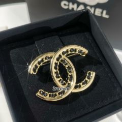 CHANEL 브로치