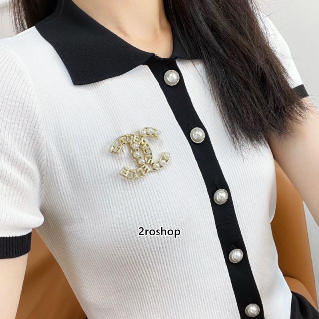 CHANEL 브로치