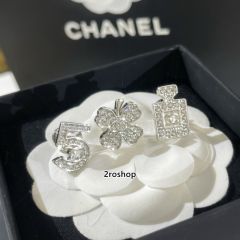 CHANEL 브로치