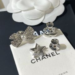 CHANEL 브로치