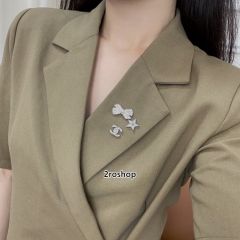 CHANEL 브로치