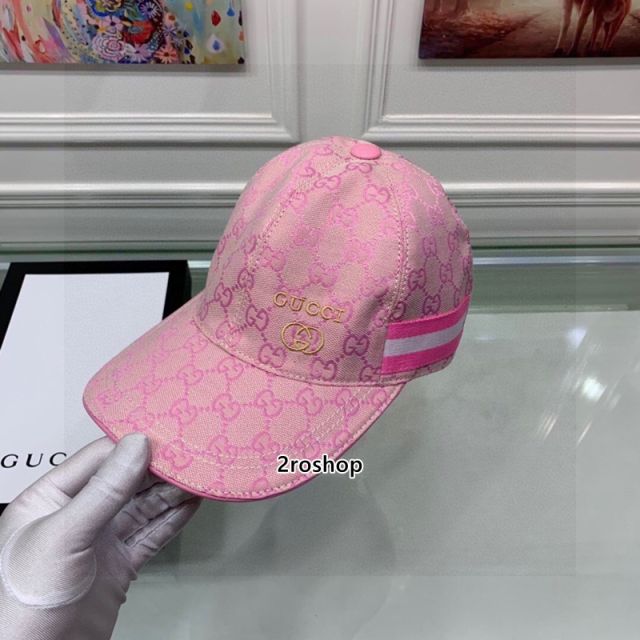 구찌볼캡화이트