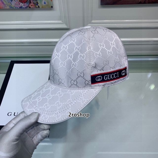 구찌볼캡브라운