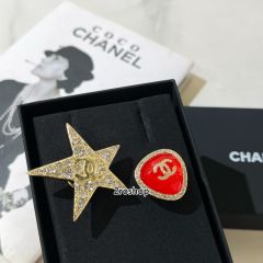 CHANEL 피어싱