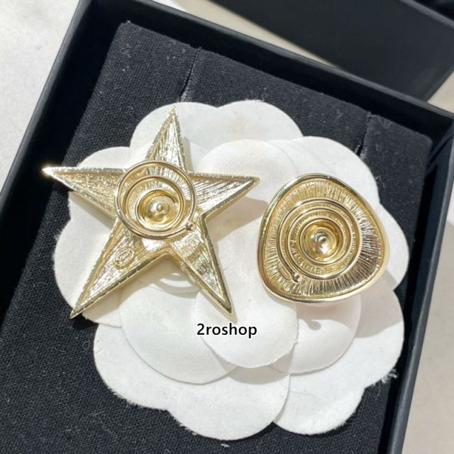 CHANEL 피어싱