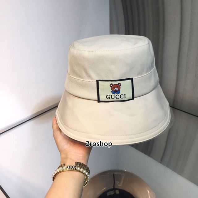 구찌버킷햇아이보리
