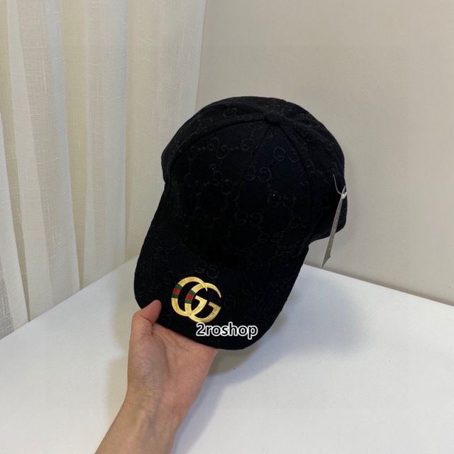 구찌볼캡브라운