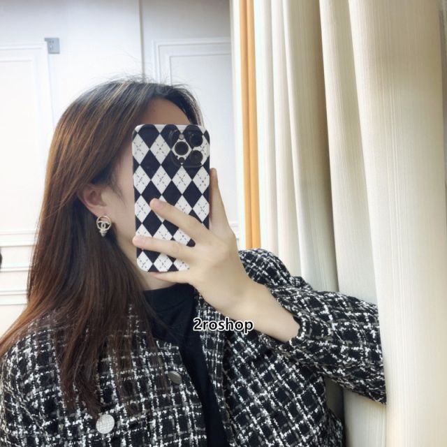CHANEL 피어싱
