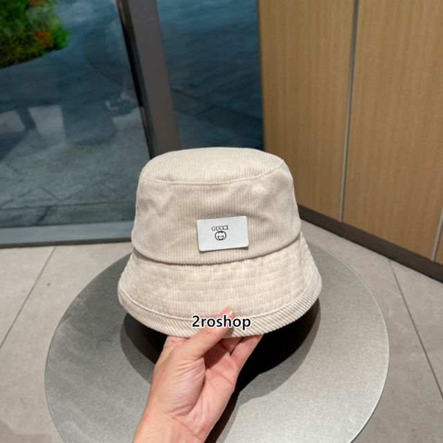 구찌버킷햇아이보리