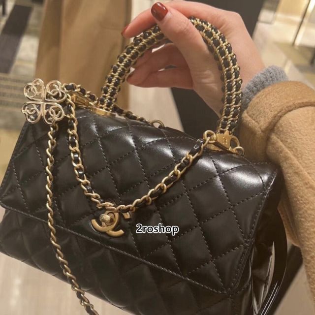 CHANEL 브로치